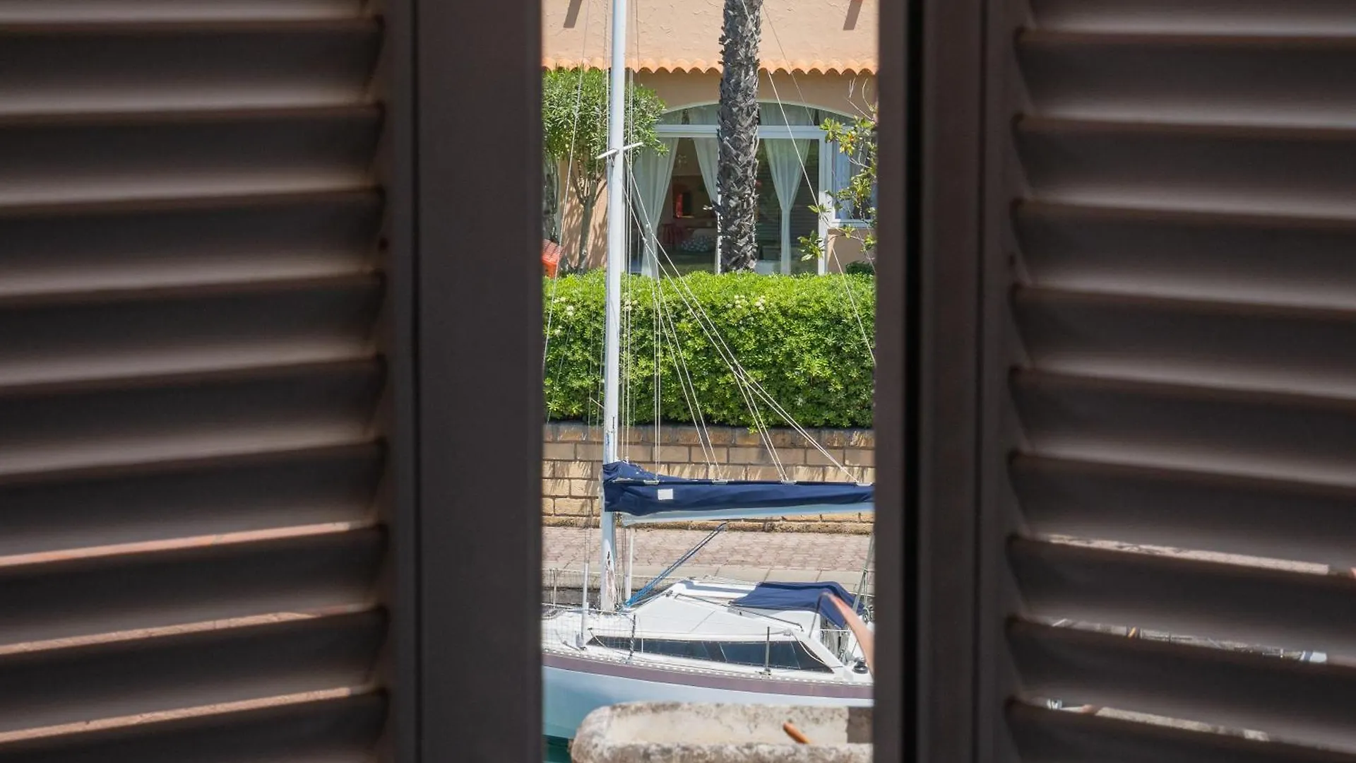 Maralis Portorosa Daire Furnari İtalya